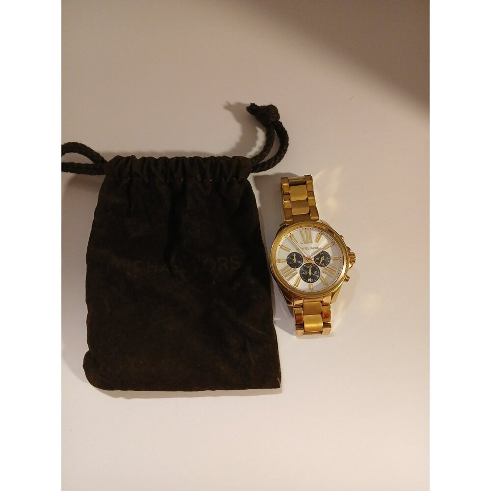 Michael Kors Watch Goldtone MK5838 Stainless Steel Chronograph Needs Battery
